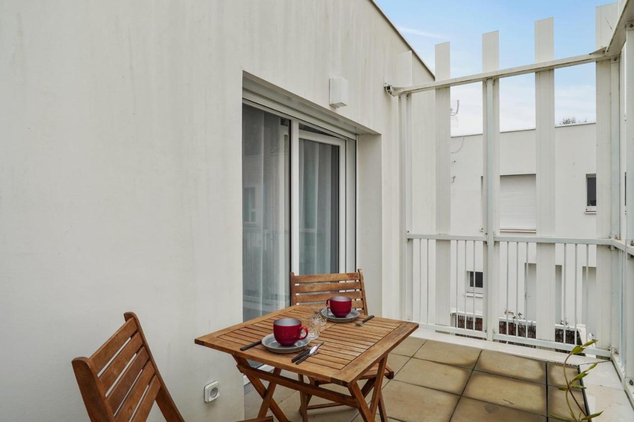 Appartement Des Tours - Welkeys La Rochelle  Esterno foto